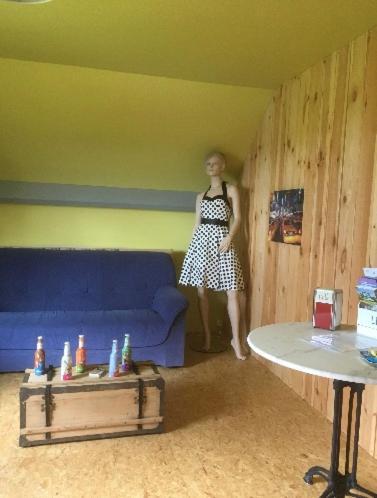 Chambres Chez L'Habitant Couvin Esterno foto