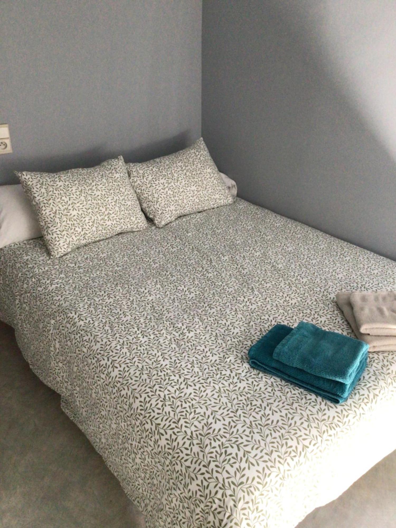Chambres Chez L'Habitant Couvin Esterno foto